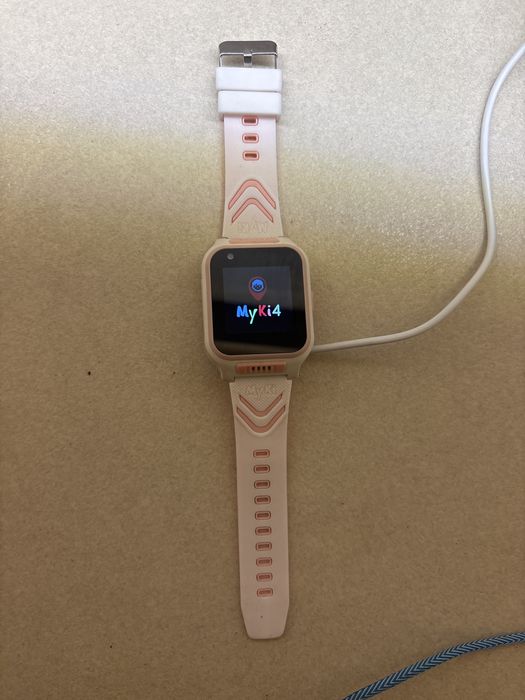 MyKi 4 детски смарт часовник