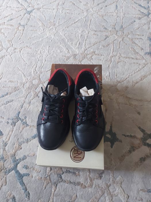 Полуботинки для девочки