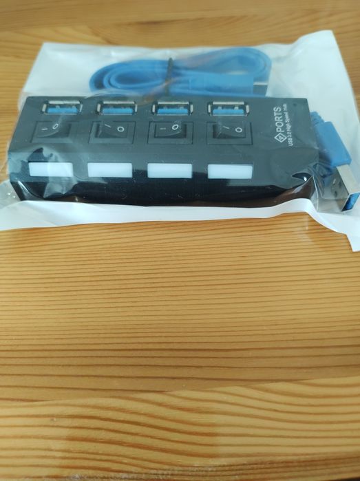100% Чисто нов  и високоскоростен USB-Hub3.0 дължина на кабела 0.50м