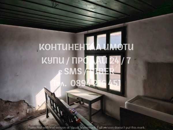 КОД 17216г. Двуетажна тухлена къща 150м2 с двор 700м на асфалт