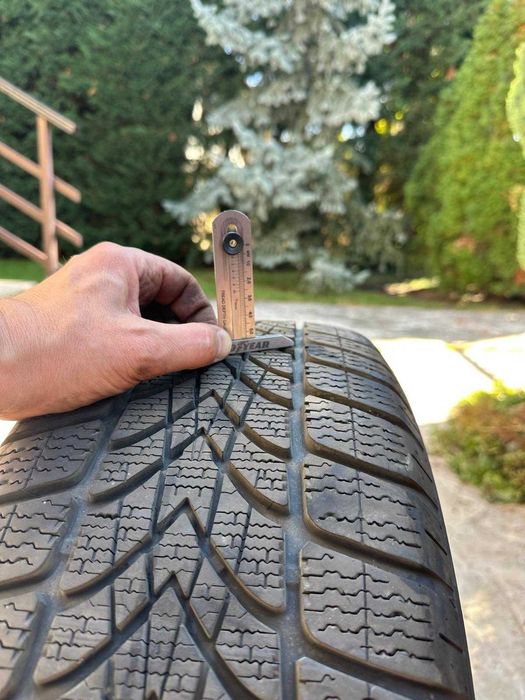 Dunlop - set anvelope de iarna