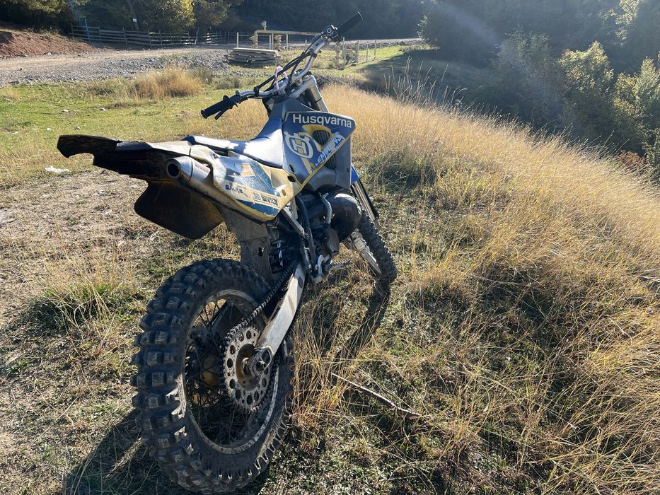 Vând motocicletă WR 250
