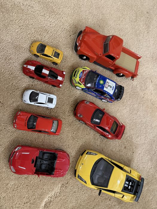 Masini din metal de jucarie