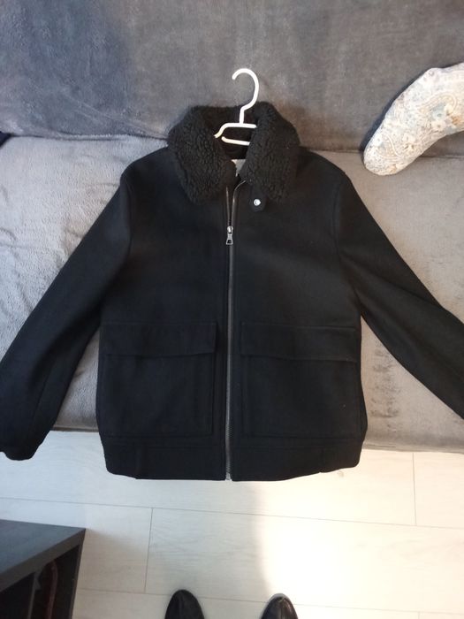 Vând Geaca/haină H & M stofa neagra