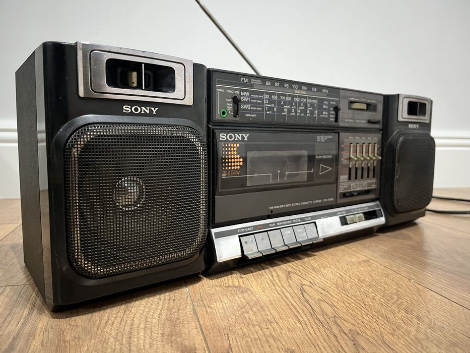 Sony CFS-1000S ретро касетофон / boombox – работещ, много запазен
