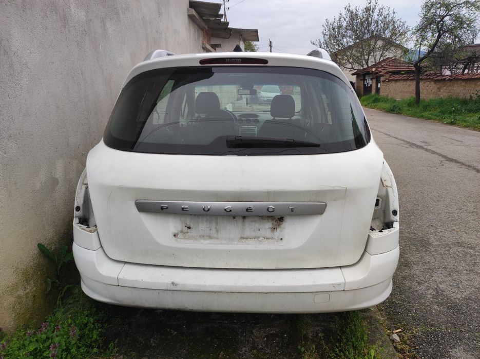 На части!!!Пежо-308SW-1.6HDI-90к.с.