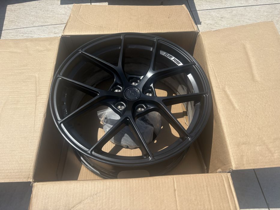 Джанти Japan racing SL01 19” matt black