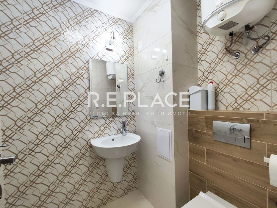 Продава се Тристаен апартамент в Варна, Център - 150 кв.м за 2241 €/кв.м - Снимка #12