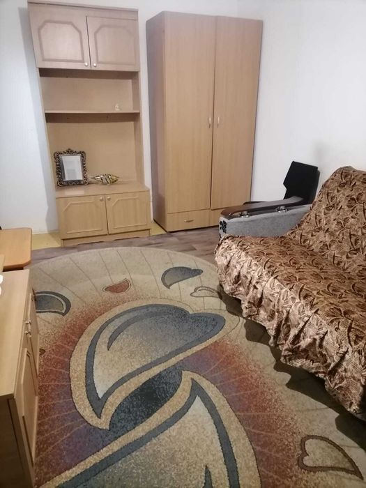 Vând garsonieră cu mici îmbunătățiri