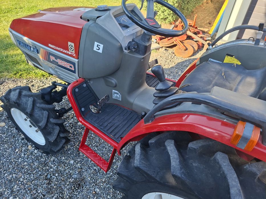 Tractor japonez kubota yanmar 22cp 4x4 Model nou