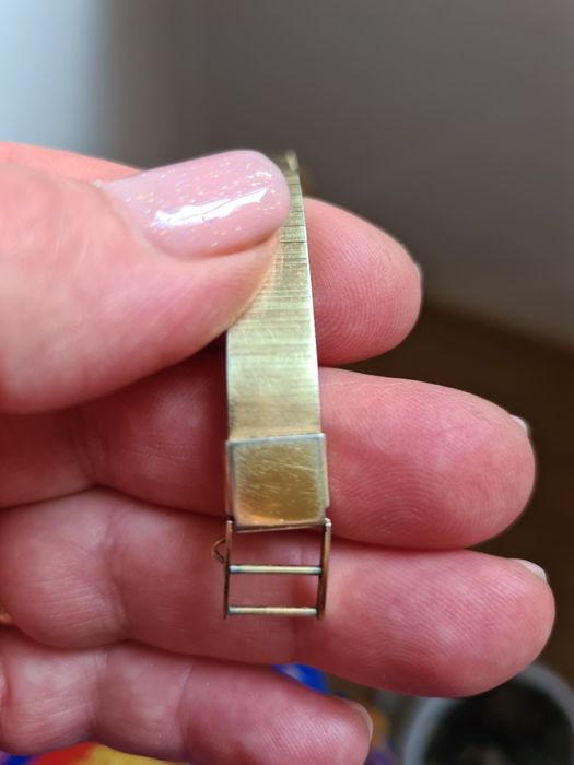 Часовник Seiko позлатен