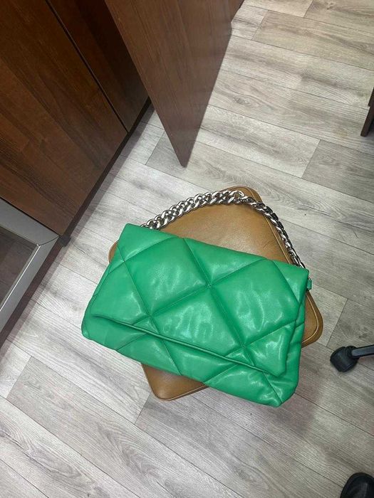 Продам сумки по 3500