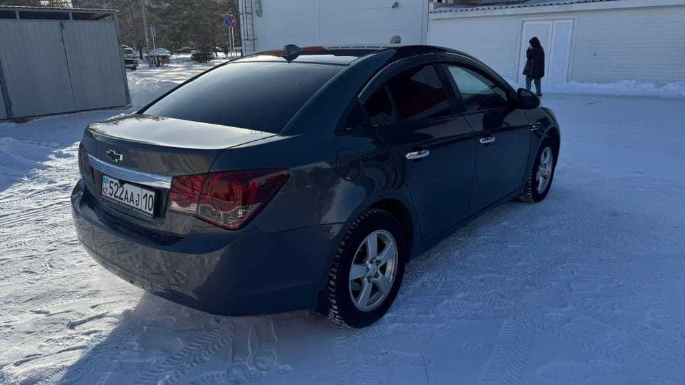 Chevrolet Cruze 2012 г.