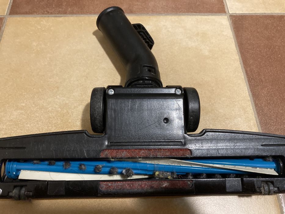 Perie aspirator samsung - pt piese, capat lipsa