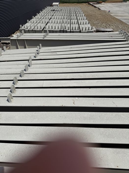 Hala metalica , noua  24,34*60,55*=1473,79 m utili