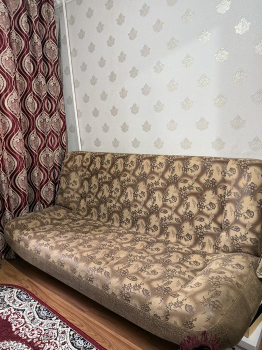 Срочно продам диван!