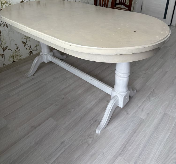 Продам стол кухонный
