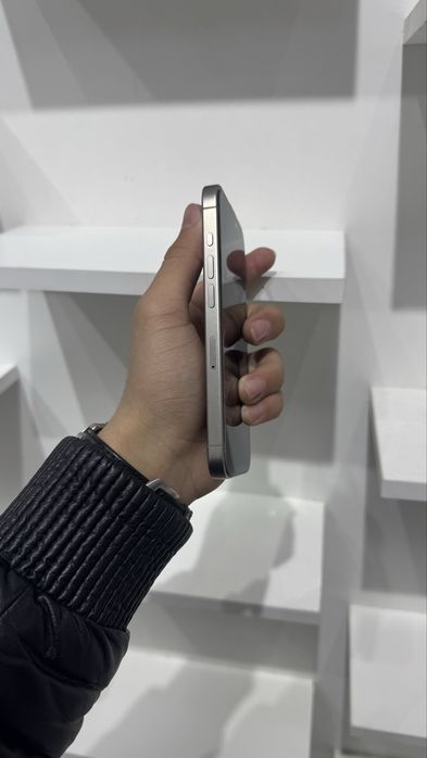 Айфон 15 про Оригинал