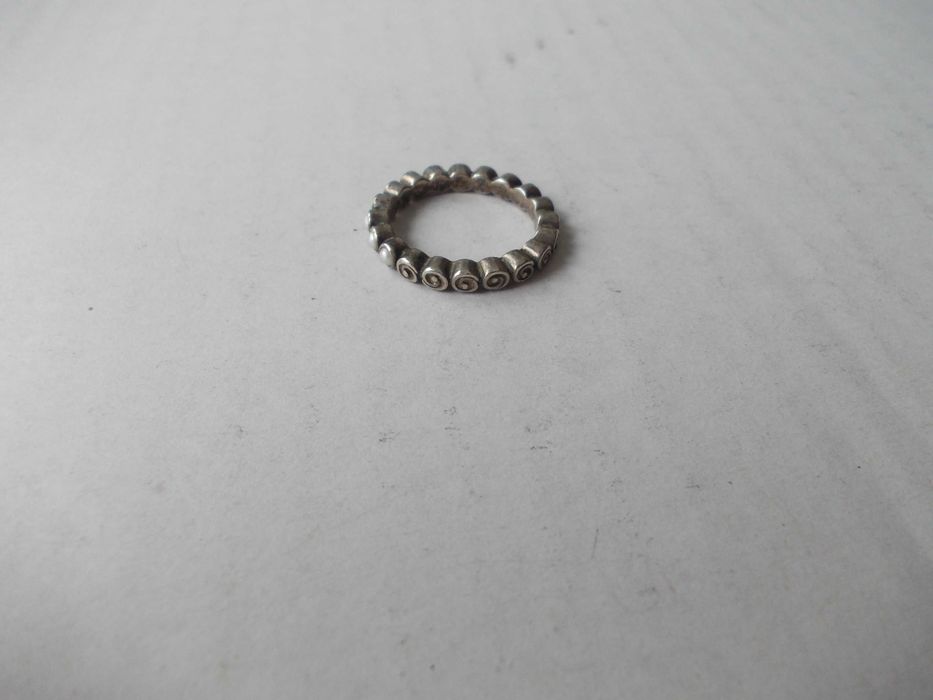 Inel vechi din argint cu 5 perle