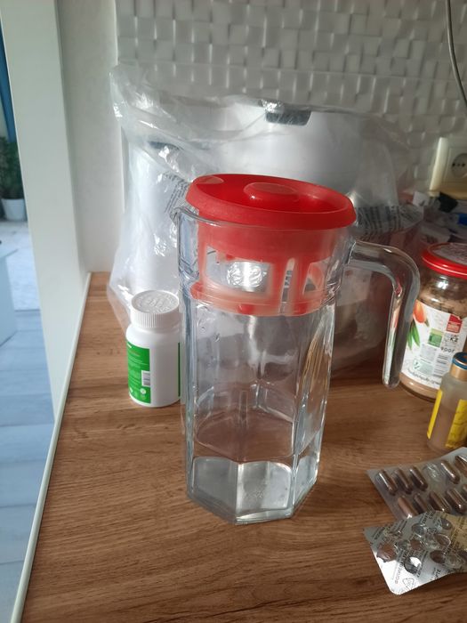 Графин для воды и сока