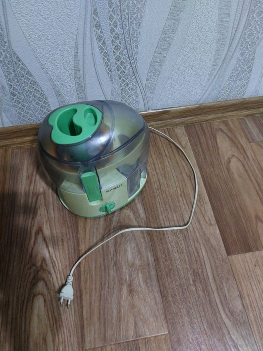 Cоковыжималка электрическая
