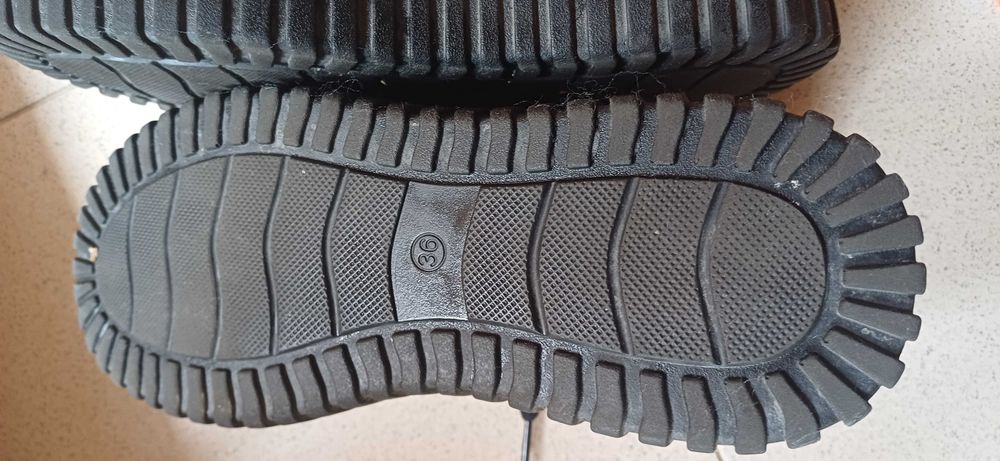 Дамски мратонки