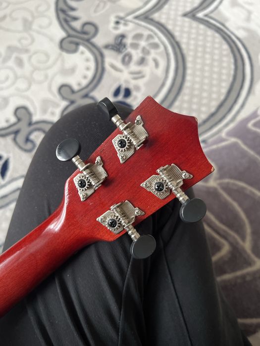 укулеле хороши есть обмен на гитару