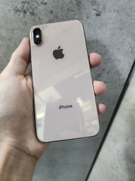 Iphone xs 64 Gb sotiladi