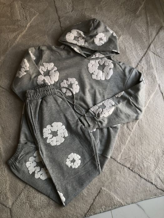 НОВ екип Denim Tears сив