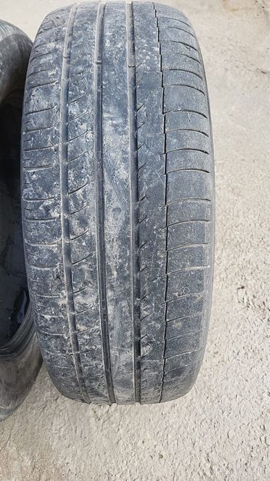 Срочно продам резину Michelin R18