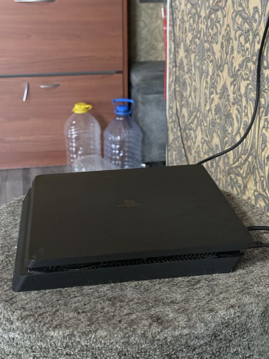 Sony playstation 4