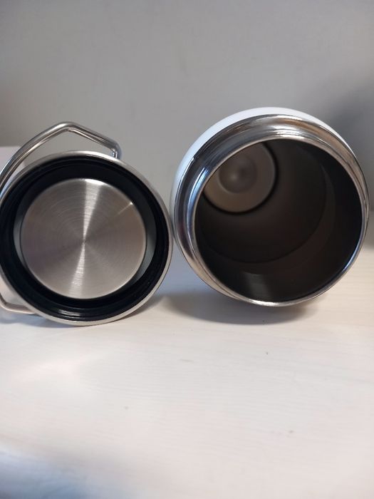 Alo yoga  метална бутилка за вода