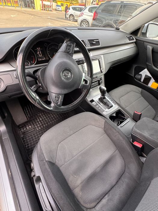 VOLKSWAGEN Passat 2012 — imagine 5