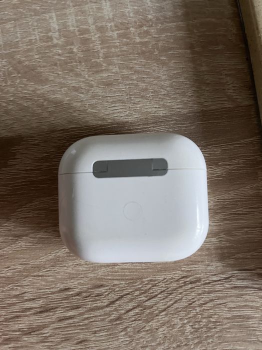 Airpods 3 bine intretinute
