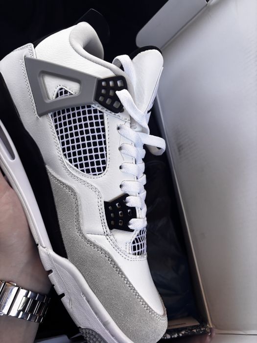 jordan 4 military black noi