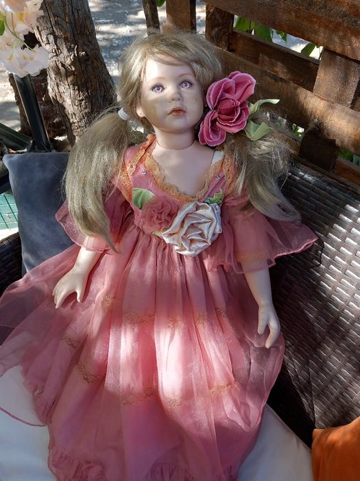 Порцеланови кукли