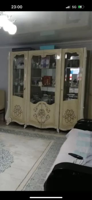 Продается сервант