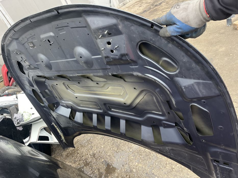 Капак Range Rover Sport 2023-