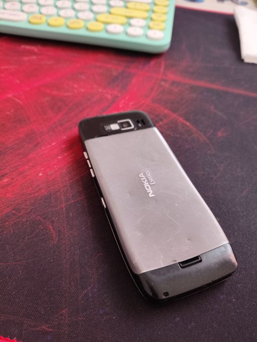 Nokia E52 Black retro