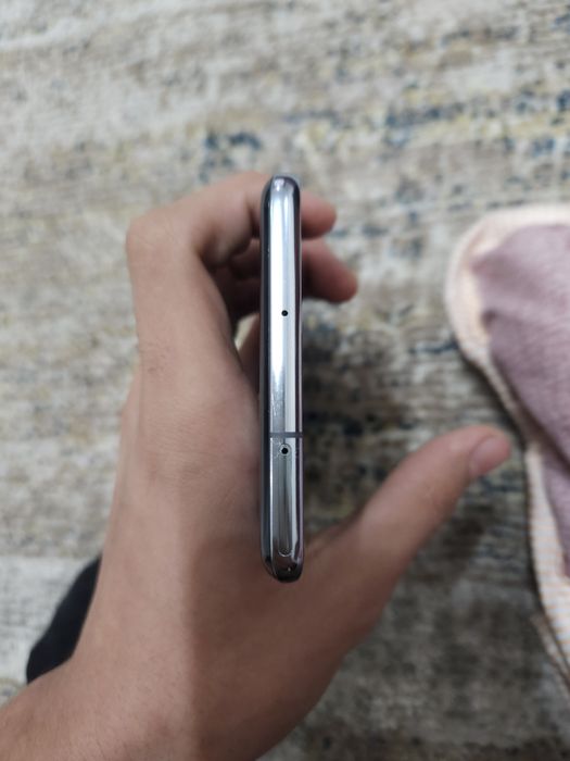 Продается Samsung S10 5G 8/256