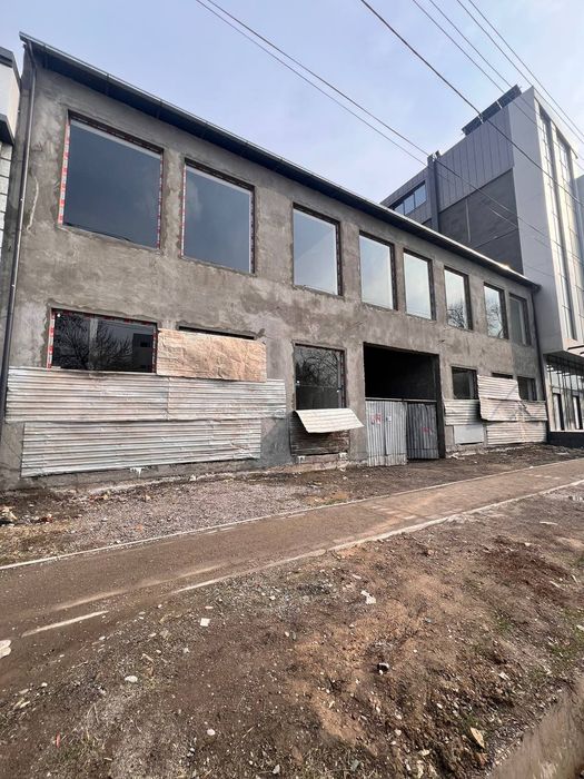 Аренда отдельно стоящего здания под любой бизнес! АЛМАЗАРСКИЙ/Коракамы