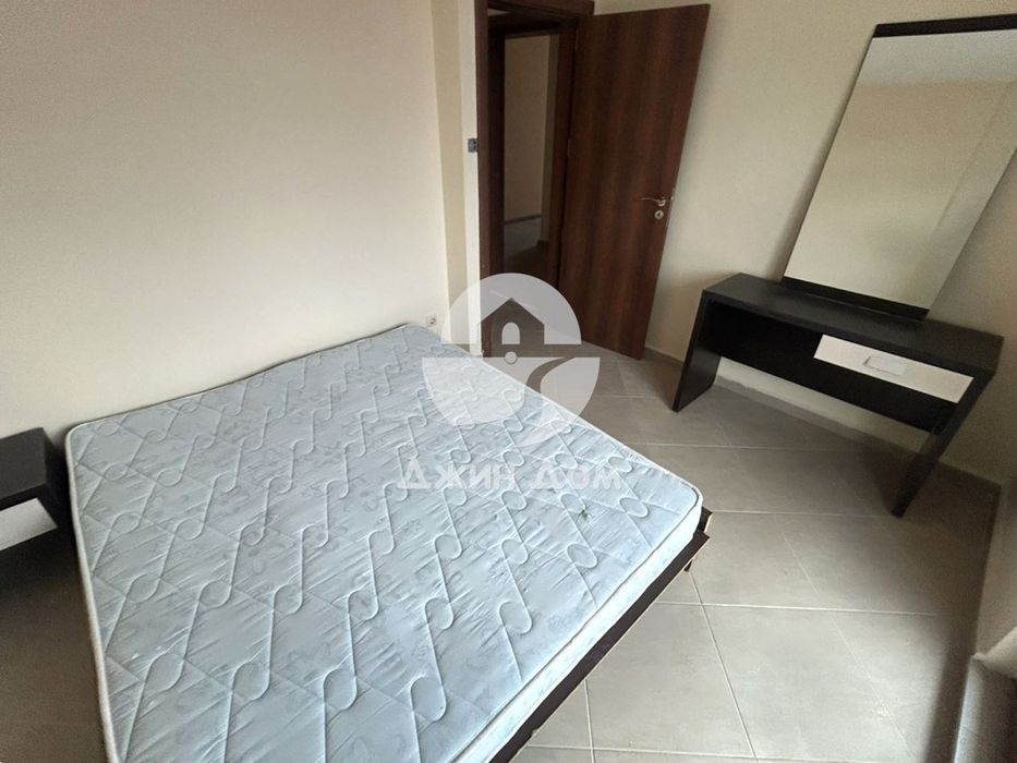 Двустаен апартамент в жилищна сграда БЕЗ ТАКСА, гр. Несебър