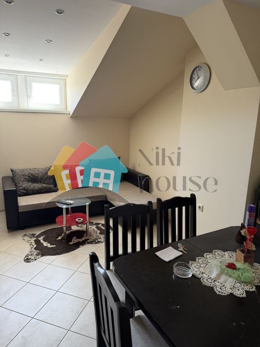 Дава се под наем Офис в Варна, Център - 25 кв.м за 330 € - Снимка #1