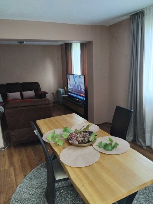 Продава се Къща в Кюстендил, Върташево - 210 кв.м за 1072 €/кв.м - Снимка #3