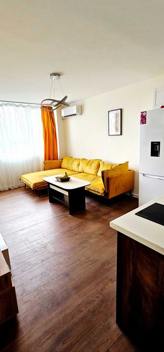 Продава се Тристаен апартамент в София, Надежда 1 - 70 кв.м за 2429 €/кв.м - Снимка #1