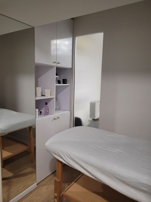 Post cosmetica make up masaj gene manichiură