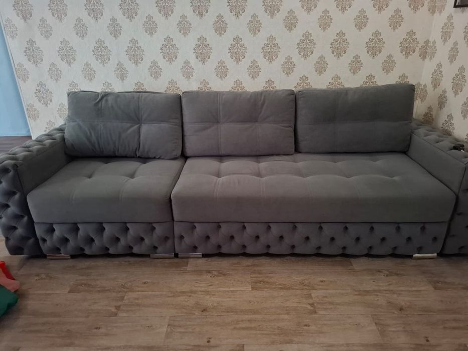 Продам диван в новом состояний