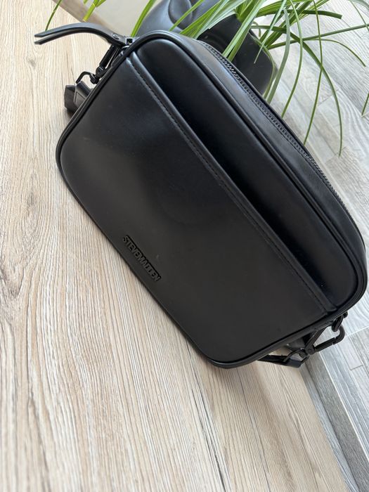 Чисто нова чанта steve madden