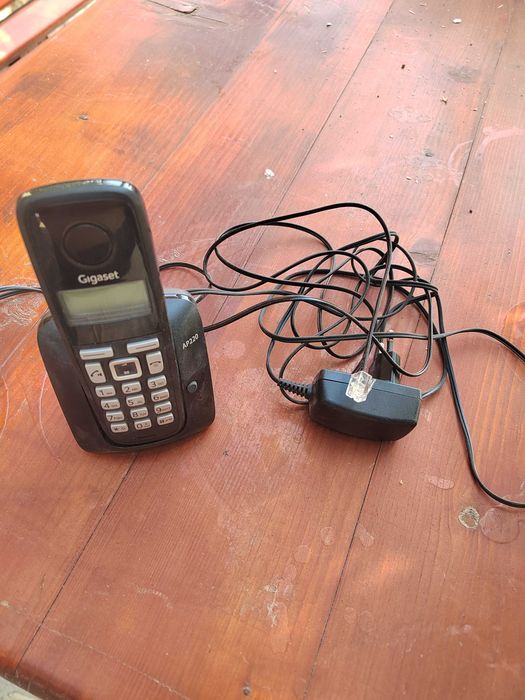 Telefon fix aproape nou