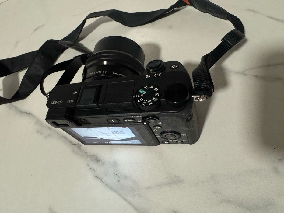 Sony Alpha ILCE-6400